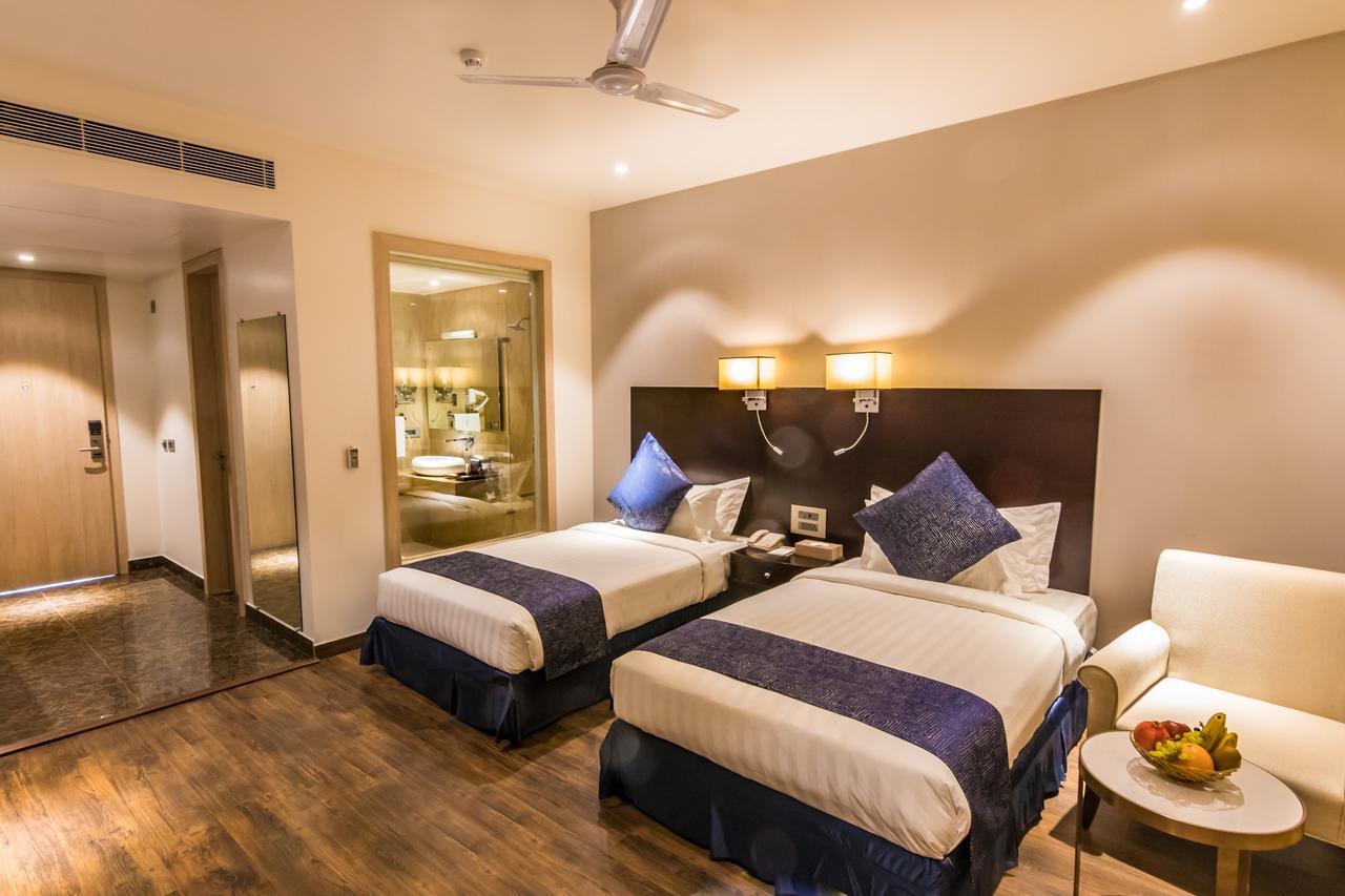 Amara Gateway Hotel مراد آباد المظهر الخارجي الصورة