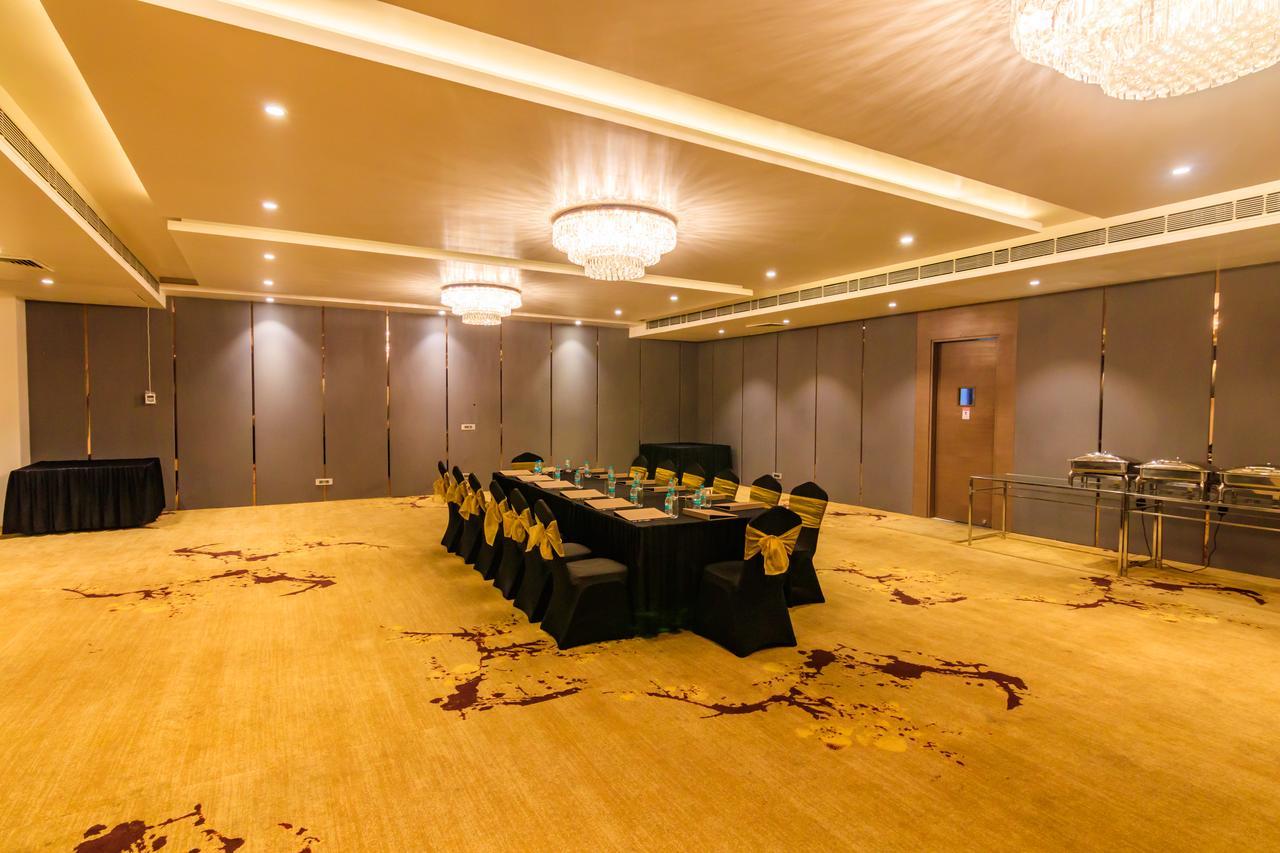 Amara Gateway Hotel مراد آباد المظهر الخارجي الصورة